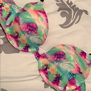 Victoria Secret T-shirt Bra